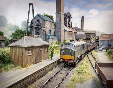 Chris Nevard Model Railways Blog: Rochdale Model Railway Exhibition 11 & 12 April 2015