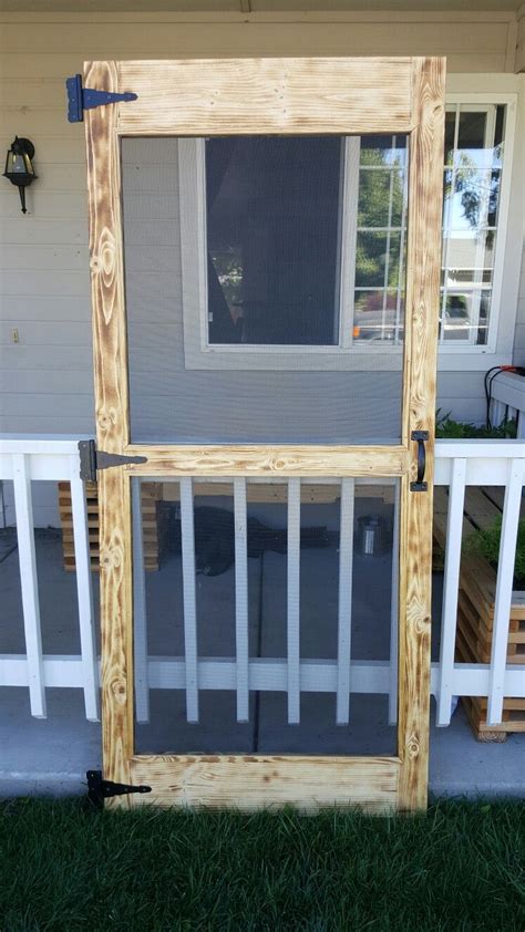 Simple diy pallet screen door | Diy screen door, Wooden screen door, Diy door