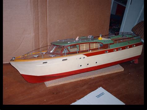 Chris Craft Model Boat | Model boats, Model ships, Radio controlled boats