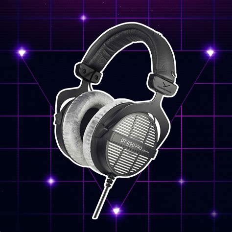 Review: beyerdynamic DT 990 Pro Studio Headphones