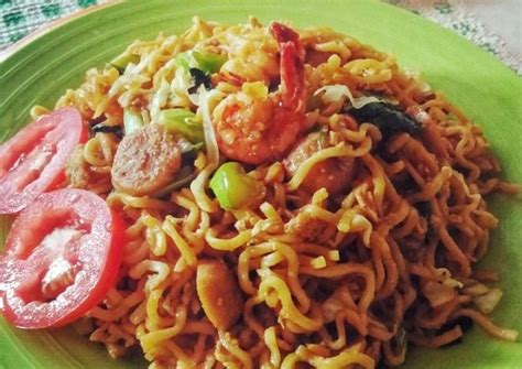 Resep Mie goreng spesial oleh Ave Bakery And Cookies - Cookpad