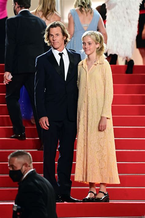 Julia Roberts’s Daughter Just Made Her Red-Carpet Debut in a Rare ...