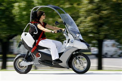 E is for electric: The BMW C1-E concept scooter