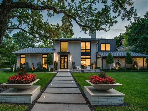 Architecturally Significant Modern Home in Dallas for Sale at $5.3 Million