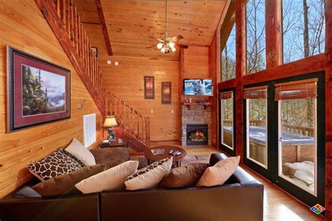 Smoky Mountain Romance - Gatlinburg Cabin - Smoky Mountains