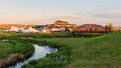 Re-Energize Between National Parks in Gillette, Wyoming - Visit USA Parks