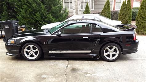 2002 Ford mustang gt deluxe coupe specs