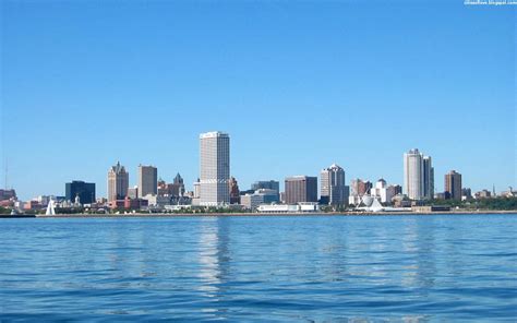 Milwaukee Fascinating Skyline Wisconsin USA Hd Desktop Wallpaper Image Gallery and HD Wallpapers