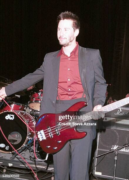 Keanu Reeves Bass Photos and Premium High Res Pictures - Getty Images