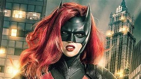 Ruby Rose Debuts Her Sensational Batwoman Costume - YouTube