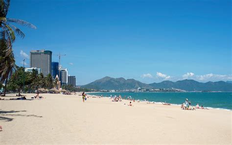 Nha Trang City Beach / Vietnam // World Beach Guide