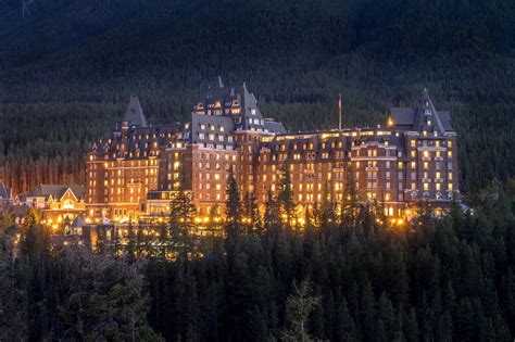 What's the Fairmont Banff Springs Hotel REALLY Like?