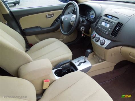 Beige Interior 2008 Hyundai Elantra SE Sedan Photo #69152321 | GTCarLot.com