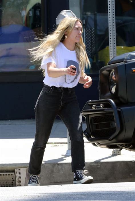 HILARY DUFF Out and About in Los Angeles 04/26/2023 – HawtCelebs