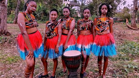 Orutu Dance culture ( African ) Traditional - YouTube