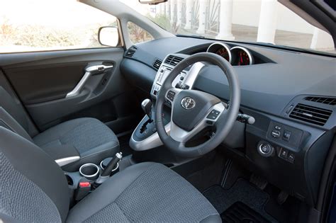 Verso Interior (2009 - 2013) - Toyota Media Site