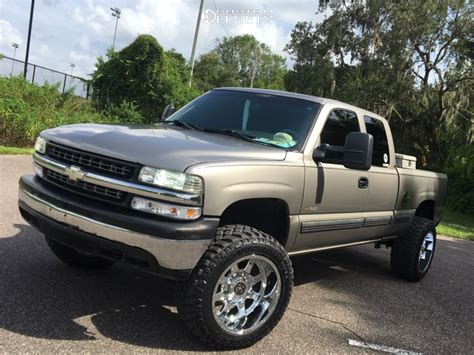 2001 Chevy Silverado 1500 Wheels