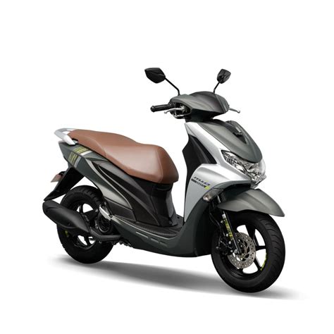 Efficient Urban Exploring: Yamaha Mio Gravis | Premiumbikes.com