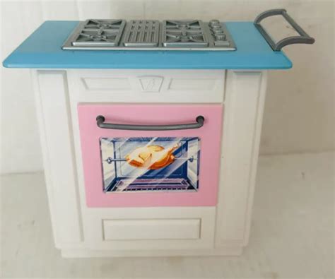 MATTEL BARBIE LIVING in Style Kitchen Playset 2002 Kitchen Island ONLY ...