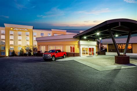 La Quinta Inn & Suites by Wyndham Lynchburg at Liberty Univ ...