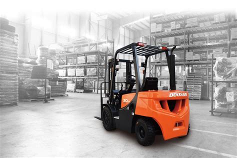 Doosan unveils eco-friendly forklift (and hints at A.I.) - Fork Truck ...