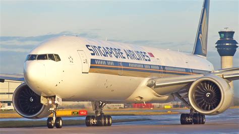 Singapore Airlines Boeing 777 300er