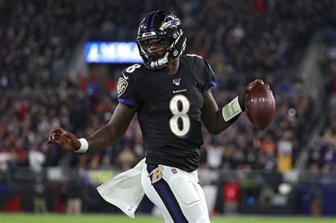 Ravens: Lamar Jackson receives top-5 QB rating in Madden 22