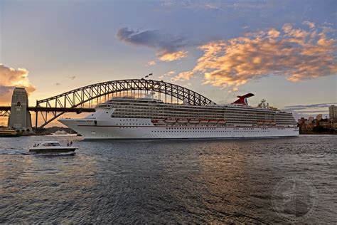 Ship-Photo: Cruise ships at Sydney