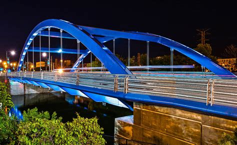 North Halsted Street Tied Arch Bridge | American Institute of Steel Construction