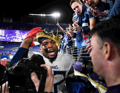 Derrick Henry: Titans fan crowns 'King Henry' after Ravens win