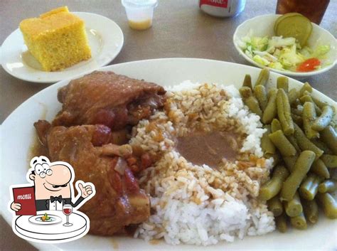 Hurst’s Restaurant and Seafood in Kenner - Restaurant menu and reviews