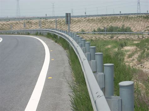 Highway Guardrails System, Bridge Parapet Guardrails, Guard Rail Barrier with Trailing Anchorage