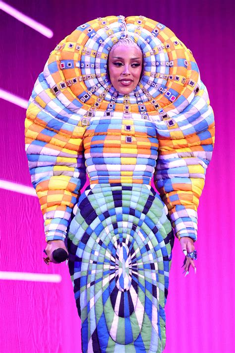 VMAs 2021: See Doja Cat’s Wildest Awards Show Outfits