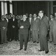 Giovanni Leone saluta il personale della Camera dei Deputati: 1 maggio 1955 / Archivio ...