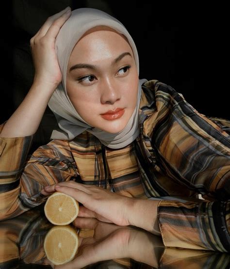 Ingin Bergaya Retro tapi Mengesankan Kalem? Intip Styling ala Indah Nada Puspita Ini Yuk | Batu ...