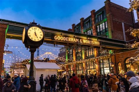 The Toronto Winter Village at the Distillery District - View of the ...