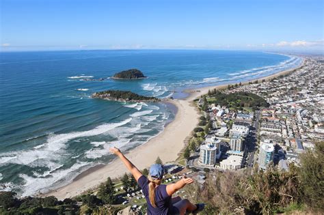 Mount Maunganui HIke: Fun Base Walk & Can't Miss Summit Climb