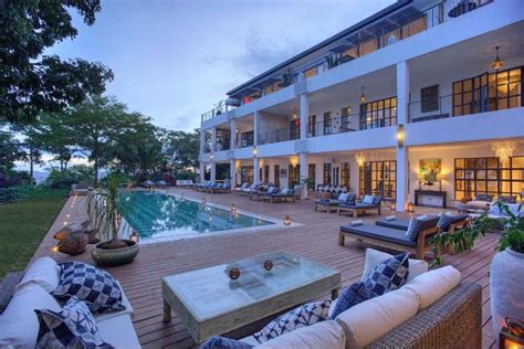 New ‘Latitude 0’ Hotel Opens in Kampala – APTA