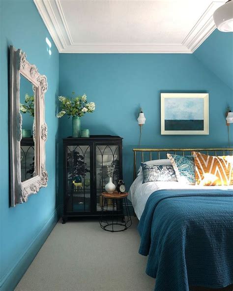 We Can't Get Enough of These Gorgeous Blue Bedrooms | Blue bedroom decor, Blue bedroom walls ...