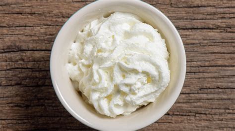 Cream VS Crème: Types And Distinctions – All The Differences