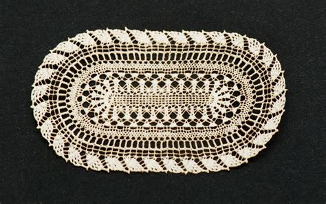 Antique Laser Oval Doily #63 | Stewart Dollhouse Creations