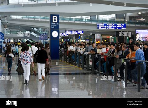 Arrivals Hall Area HKG Hong Kong International Airport Stock Photo - Alamy