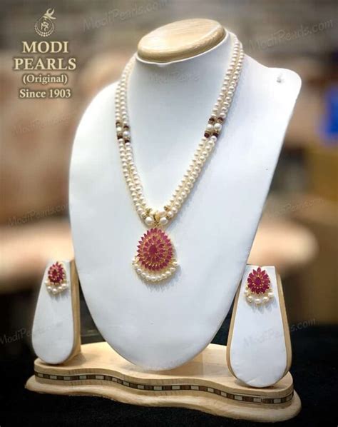 Buy Real Hyderabad Pearl Jewellery Online. Best Place To Buy Pearls.