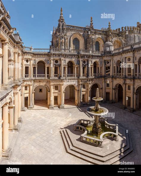 Convent of Christ, Tomar Castle / Castle of the Knights Templar, Tomar ...