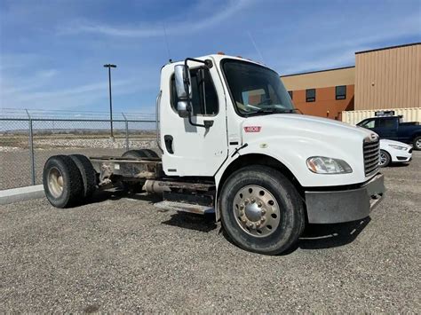 Salvage 2006 Freightliner M2 106 Truck Delivery For Parts | Ucon, Idaho ...