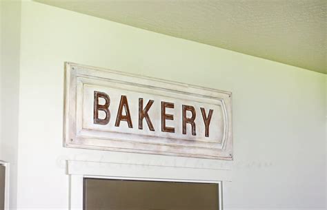 Vintage Bakery Sign - Yummi Haus