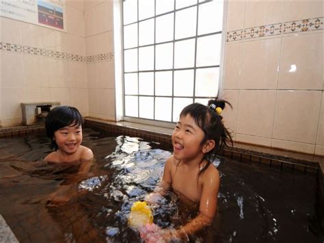 Japanese Family Bath Houses Bath Japanese House Steam Inside Massachusetts Ma East - The Art of ...