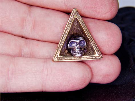 Unholy symbol of Myrkul pendant / Lord of Bones / The Lord of | Etsy