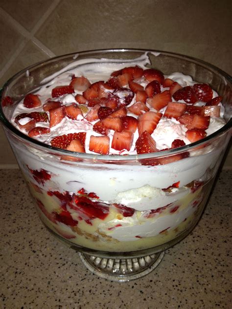 Pin by Marissa Quinones on Marissa's creations | Strawberry angel food ...