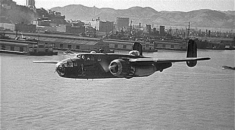 daily timewaster: B-25D Mitchell “Ruptured Duck”